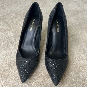 Brand new never worn with tags Le Chateau black glitter heels size 7